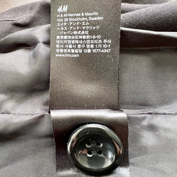 Divided by H&M Single Breasted Tailored Black Boxy Blazer, Size 12 - Picture 8 of 14